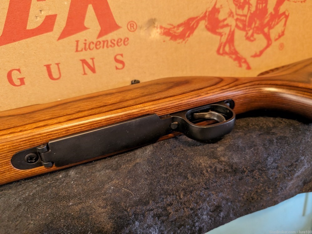 Winchester Model 70 SA COYOTE 22-250 STAINLESS Laminated Varmint w box-img-25