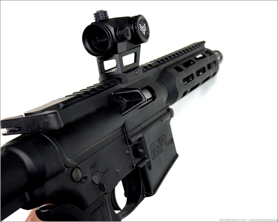 - Smith & Wesson S&W M&P15-22P 22LR AR-15  AR 8" Pistol w/ Optics --img-7