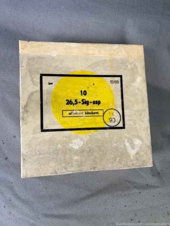 Sealed Box Of 10 Czech 26.5 Parachute Flares-img-0