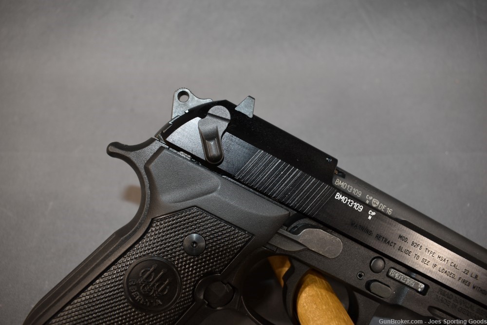 Beretta 92FS - .22LR Semi-Automatic Pistol w/ Factory Case & Lock-img-5