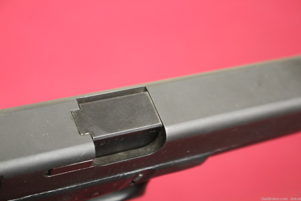 Glock 17 Gen 1 W/Date Code - 9mm Semi Auto Pistol, Austria Made - 1988-img-23