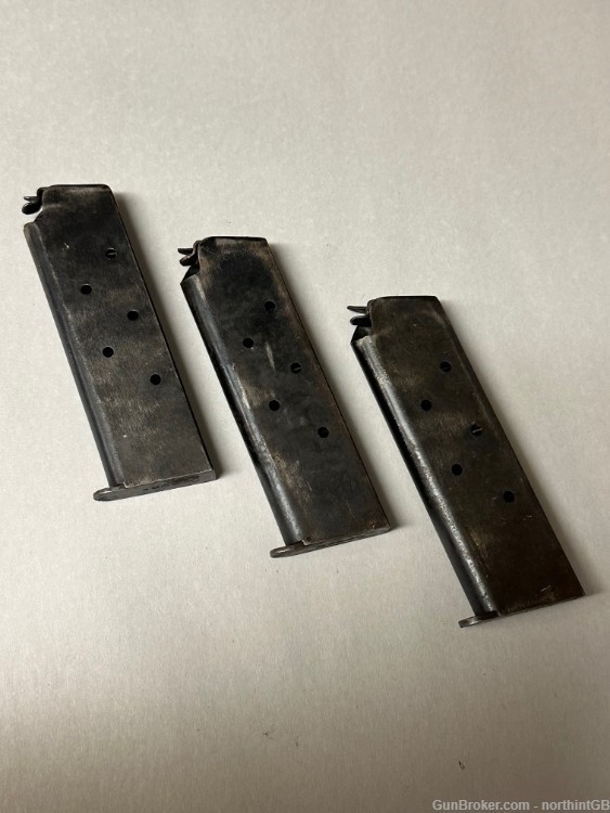 COLT 45 MAGAZINE WITH SERIAL NUMBER ON THE BOTTOM PLATE. -img-0
