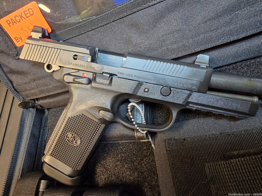 FNX 45 Tactical, 15+1, like new condition-img-2