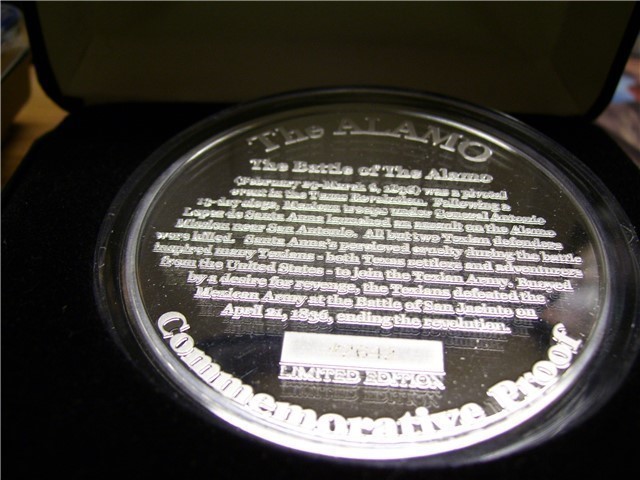 John Wayne The Alamo Medal-img-7