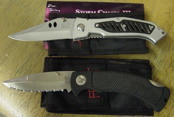 Two Frost Cutlery Pocket Knives 1-21B-img-0