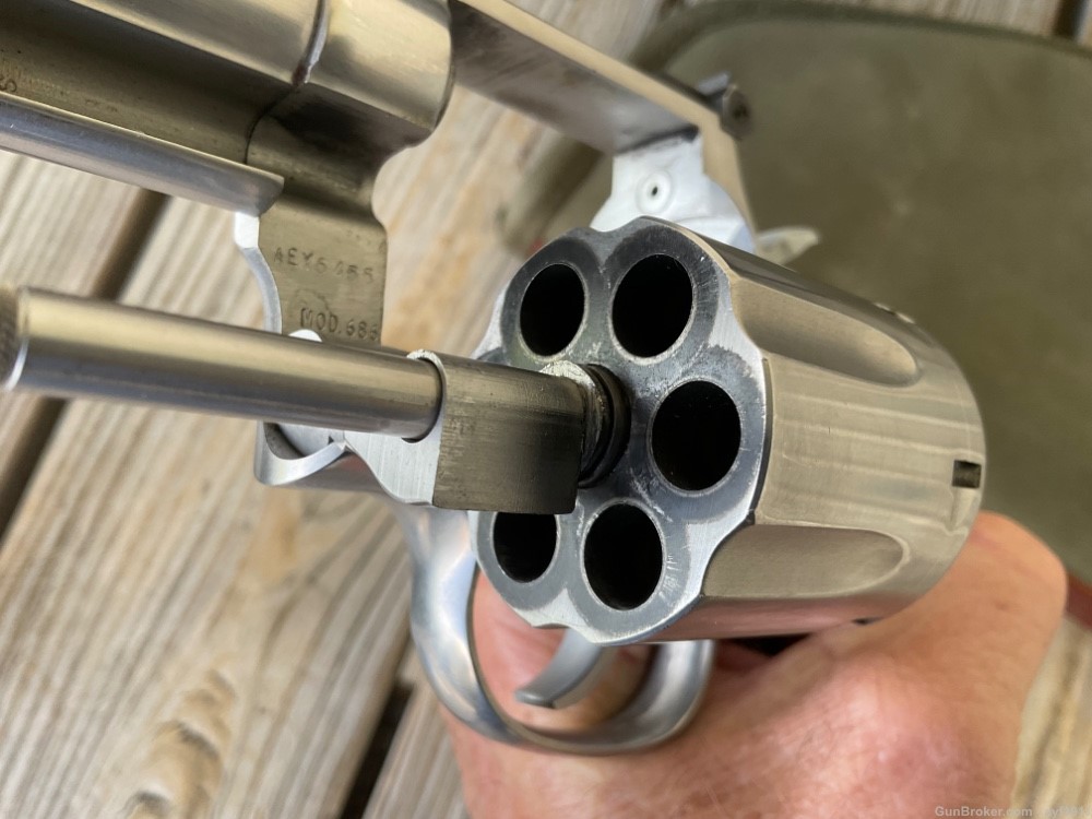 Smith & Wesson 686 No Dash, .357 Magnum, 4” -img-15
