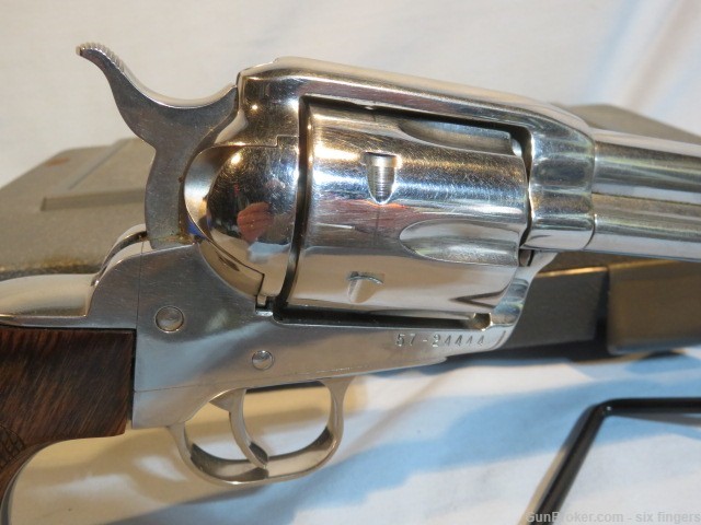 Ruger Original Vaquero, 45 Colt, 5.5" bl., Gunfighter grips-img-7