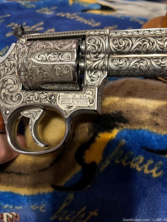 Smith & Wesson M686-1 Engraved Pre/ Lock-img-9