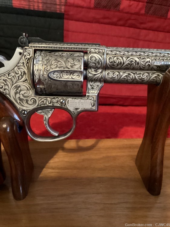 Smith & Wesson M686-1 Engraved Pre/ Lock-img-2