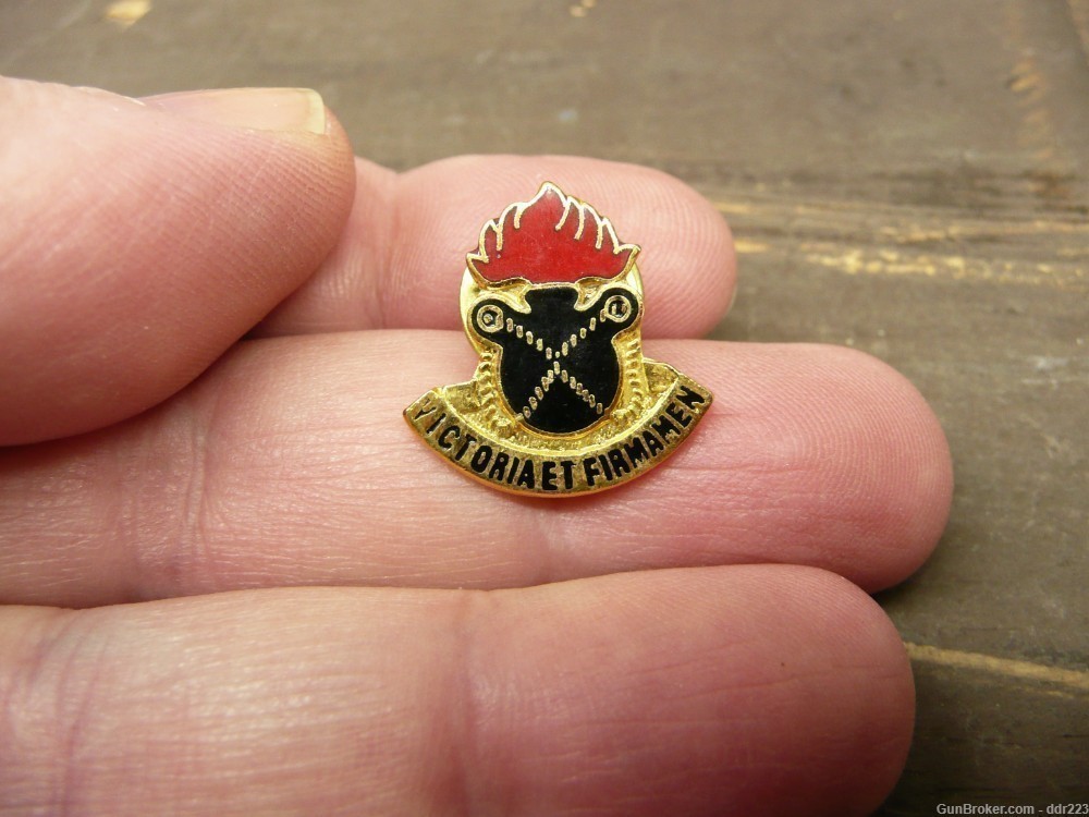 US Army 197th Ordnance Battalion Unit Crest Lapel Pin  (z296)-img-1