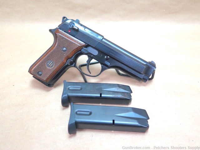 Beretta Model 92SB Compact 9mm 3 mags Excellent Original Condition-img-0