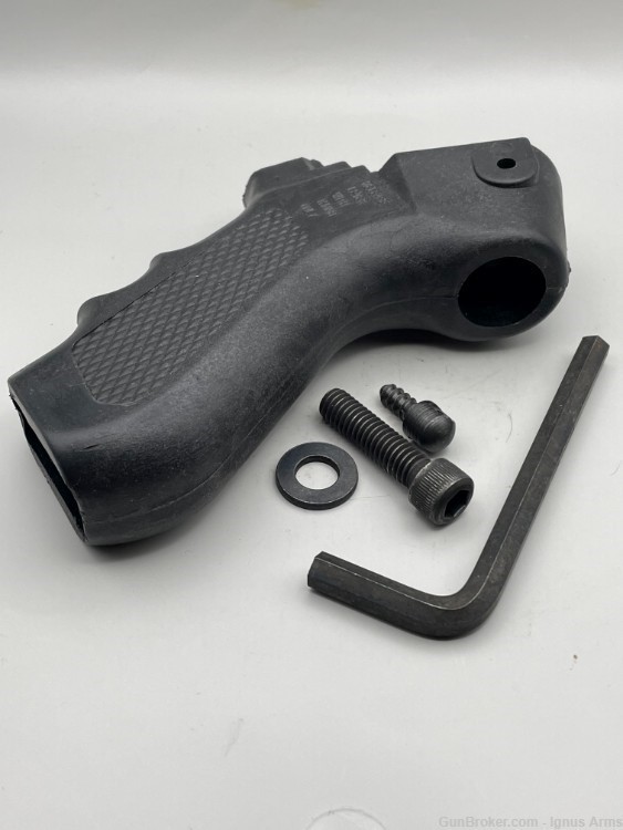 Mossberg 500 Pistol Grip - Accessory - NO RESERVE-img-1