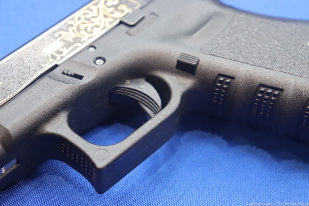 Glock G19 Pistol FACTORY HAND ENGRAVED & GOLD INLAID ELP Prefix 9MM 19 GEN3-img-50