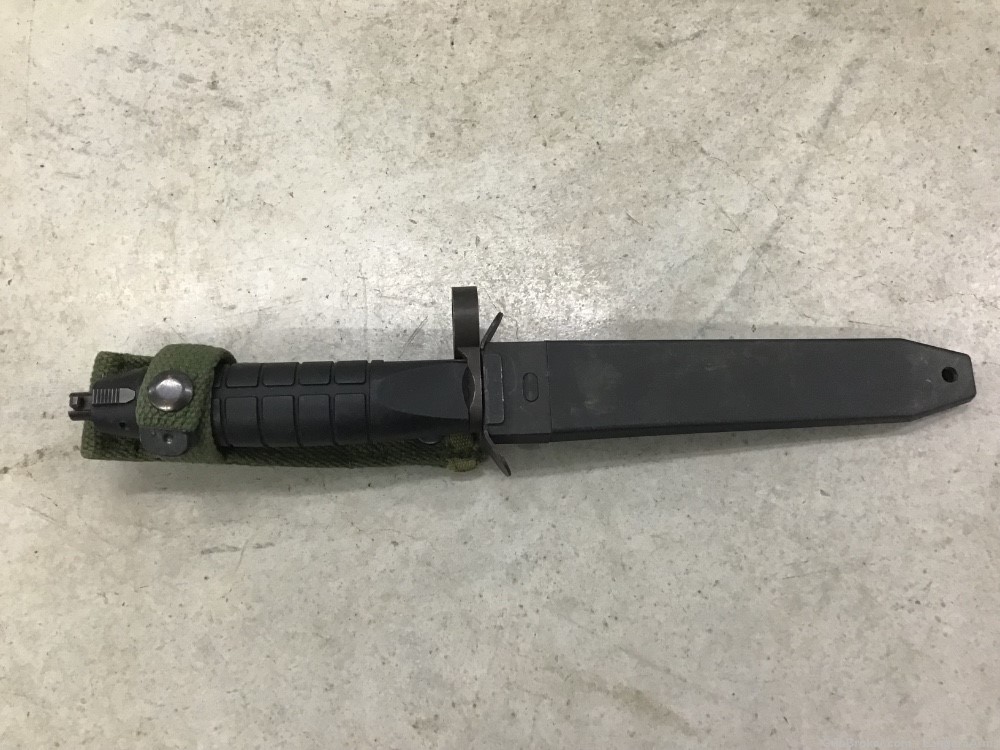 German Heckler & Koch H&K G3 Bayonet And Scabbard Penny Auction NR 0.01-img-0