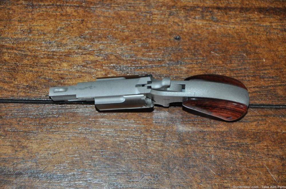 North American Arms Mini Magnum Model M 22mag w/ Lock Box-img-8