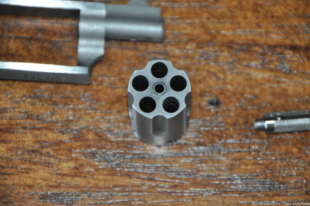 North American Arms Mini Magnum Model M 22mag w/ Lock Box-img-12