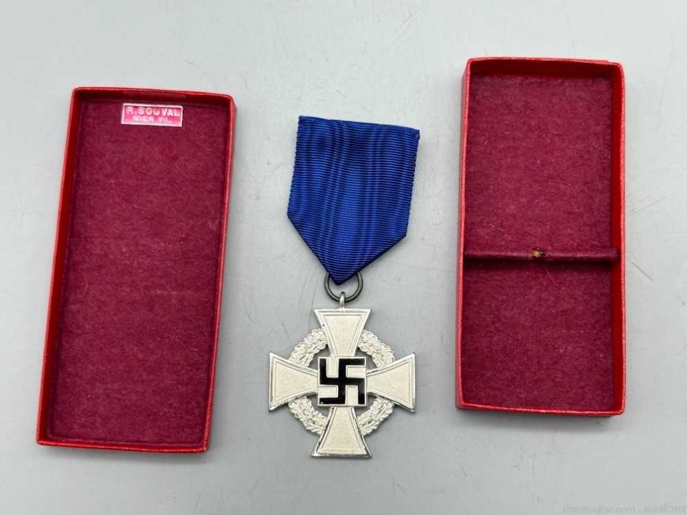WW2 German CASED 25 Year Silver FAITHFUL SERVICE Cross Medal Award Souval-img-9