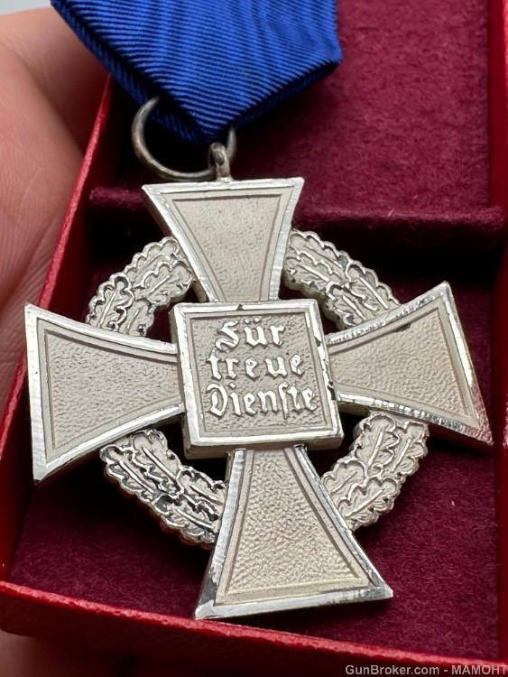 WW2 German CASED 25 Year Silver FAITHFUL SERVICE Cross Medal Award Souval-img-4