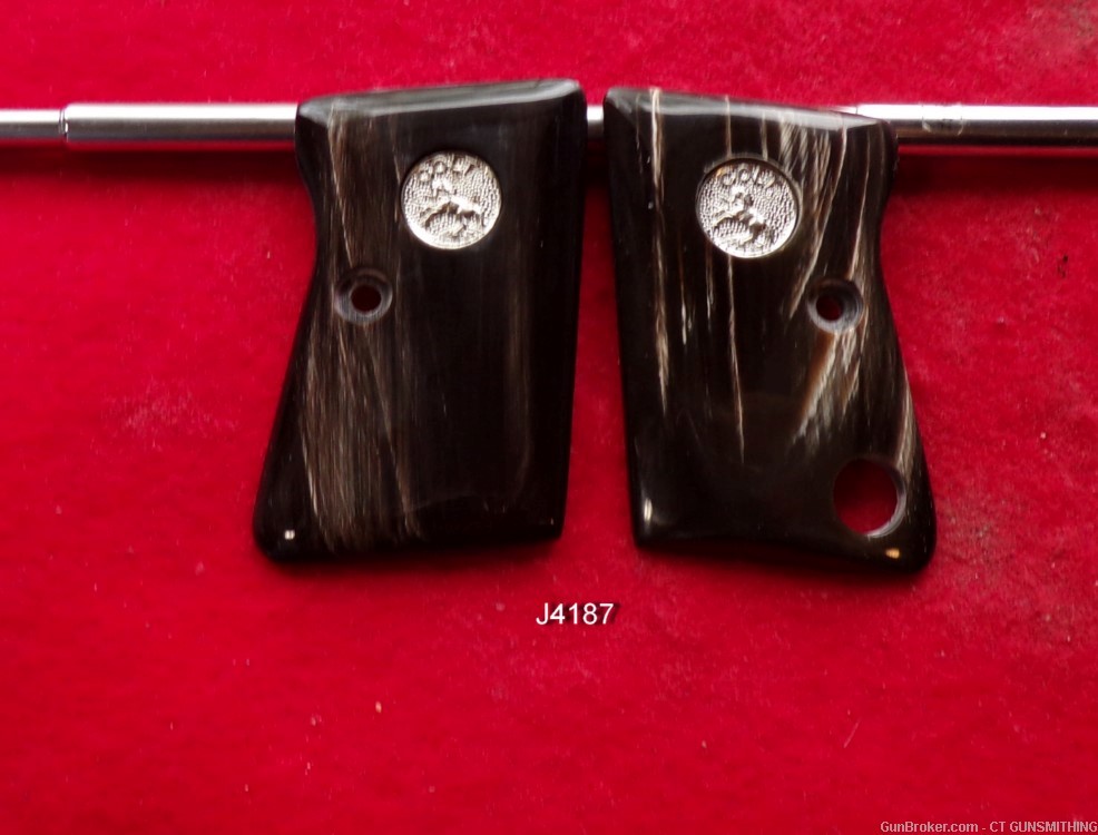 Buffalo Horn Grips with Silver Mdlns for Colt Junior Models!-img-1