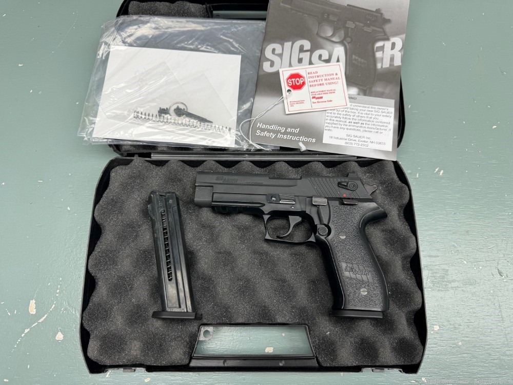 SIG SAUER MOSQUITO .22 LR - COMPLETE IN BOX - NO CC/SHIP FEES-img-0