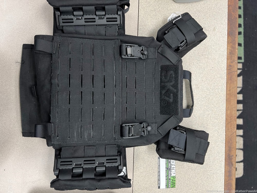 Tactical Gear SK7 Vest with Highcom Level III Plates-img-0