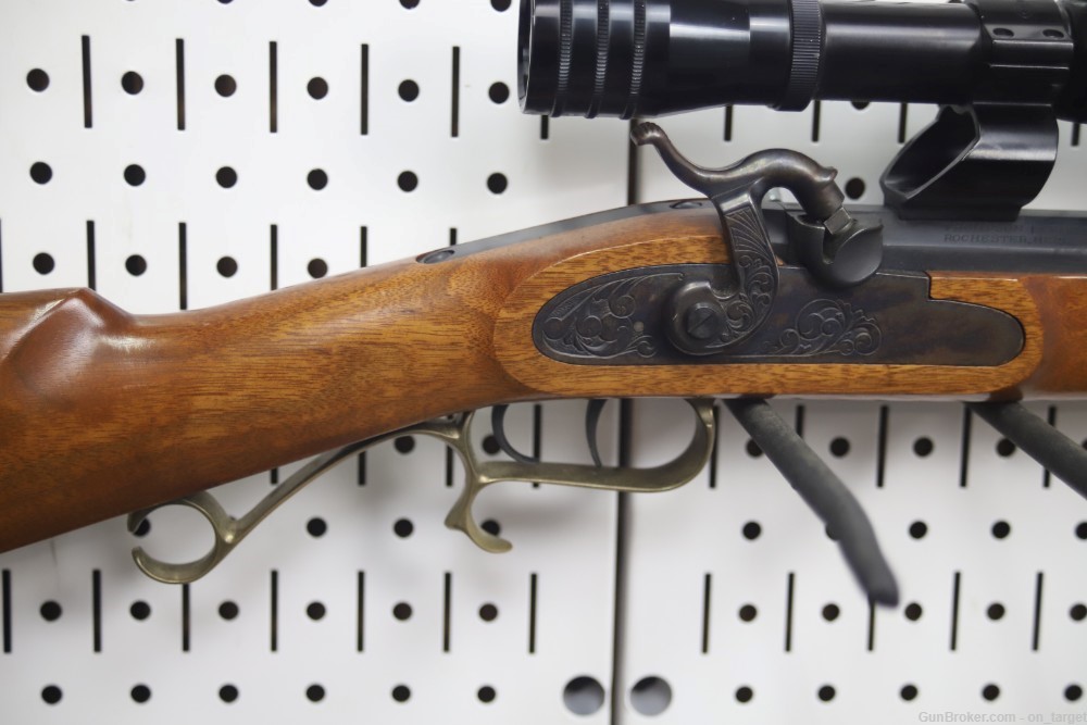 Thompson Center 54cal Muzzleloader with Scope-img-4
