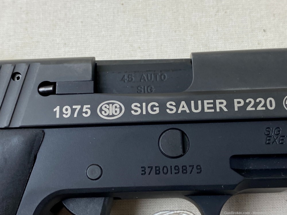 Sig Sauer P 220 45 ACP 1975-2015 comm  ANIB 4.4"-img-12
