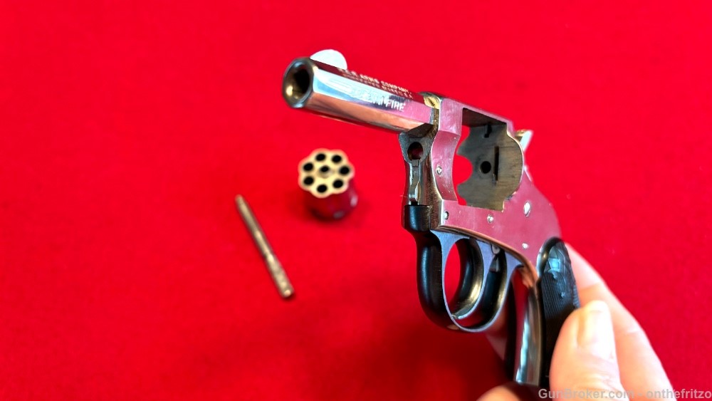 H&R Young America Double Action .22 Revolver - Harrington & Richardson MINT-img-9