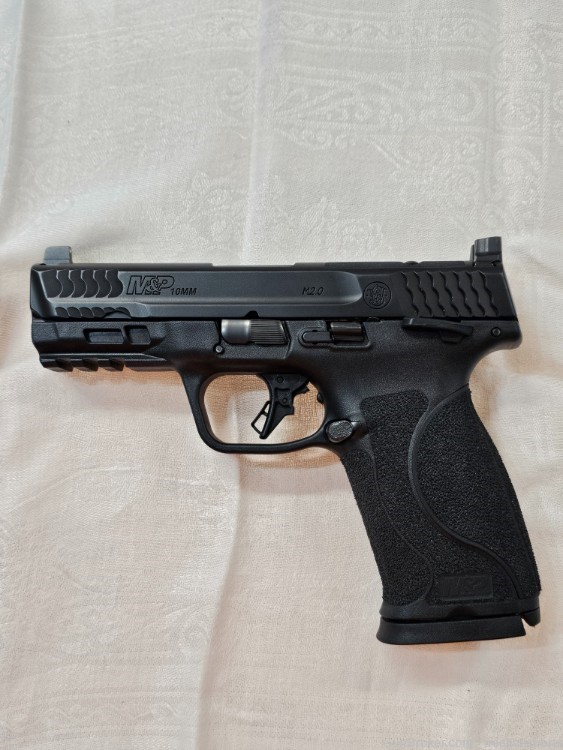 Smith And Wesson M&P 10mm-img-2