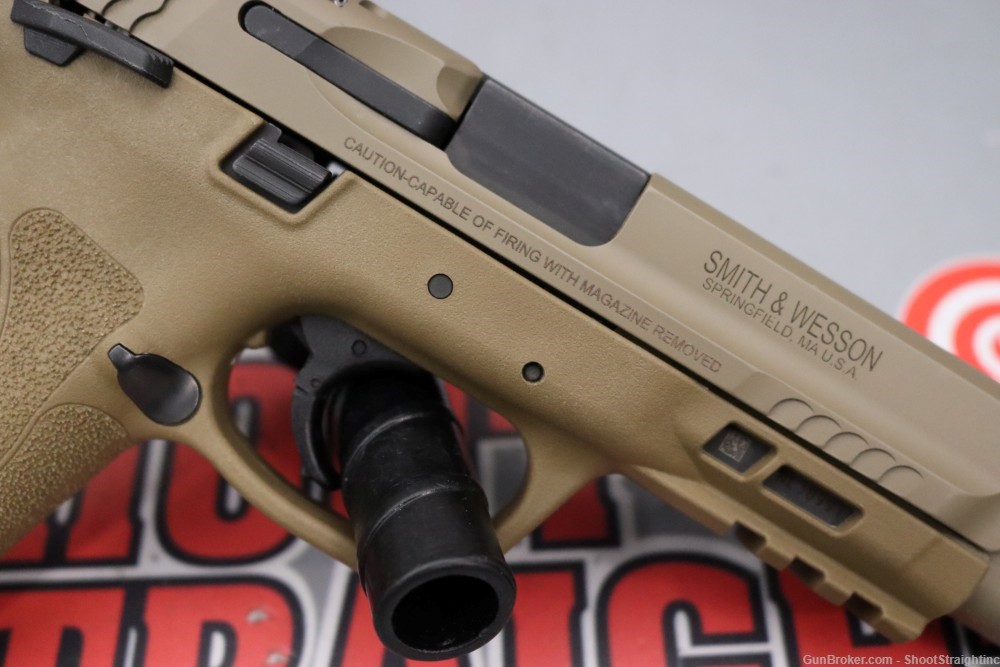 Smith & Wesson M&P9 2.0 9mm 5.00"bbl TS FDE w/Case-img-8