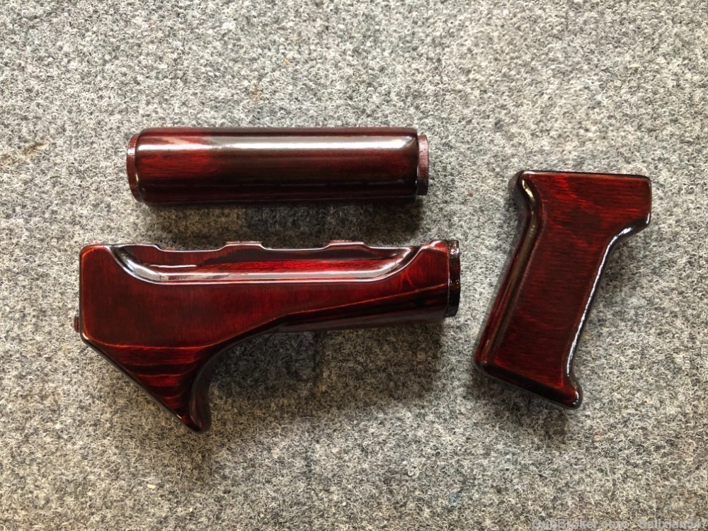 Yugo M85 / M92 Deep Ruby Red Hand Guard Set + Pistol Grip-img-1