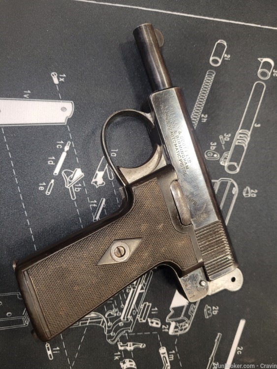 Webley & Scott 1908 pistol-img-0