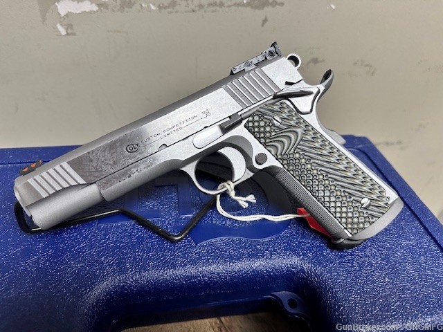 Colt Custom Competition Government Model 1911 .38super NEW NO RESERVE-img-3