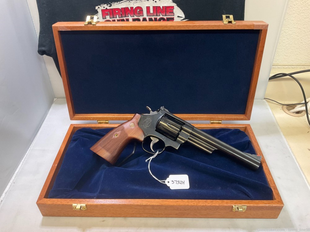 Smith & Wesson Model 29-img-0