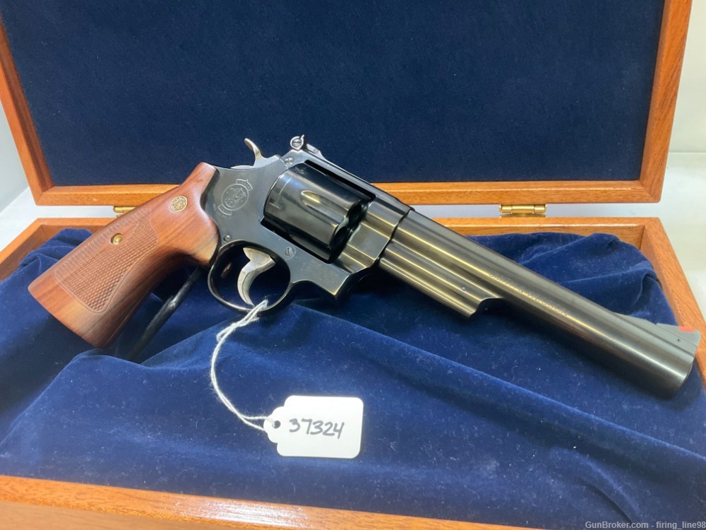 Smith & Wesson Model 29-img-1