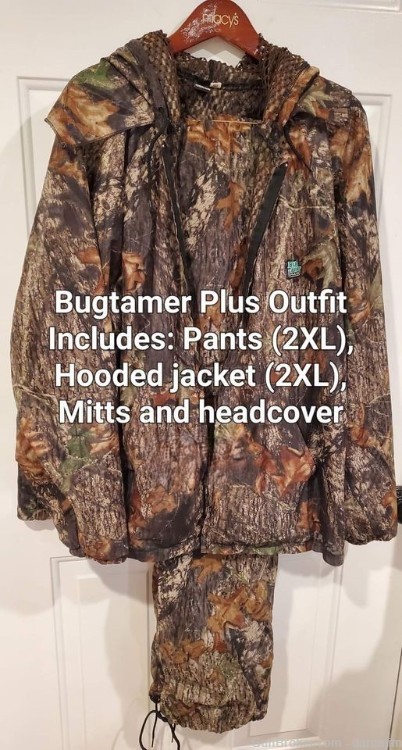 Bug Tamer Plus Camo Outfit w/ Mitts & Headcover.  Like new.  Men’s Size 2XL-img-0