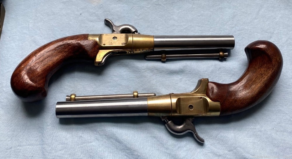 Cased  pair Classic Arms New Orleans Ace , 44 cal. Cap and Ball + acc.     -img-2