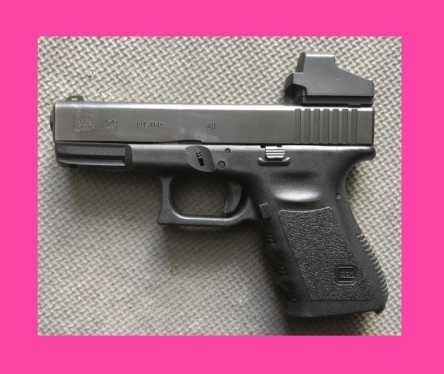 Austrian Glock 23 G23 in 40 S&W 4" brl, 13+1 w/retention holster, NS, CT-img-0