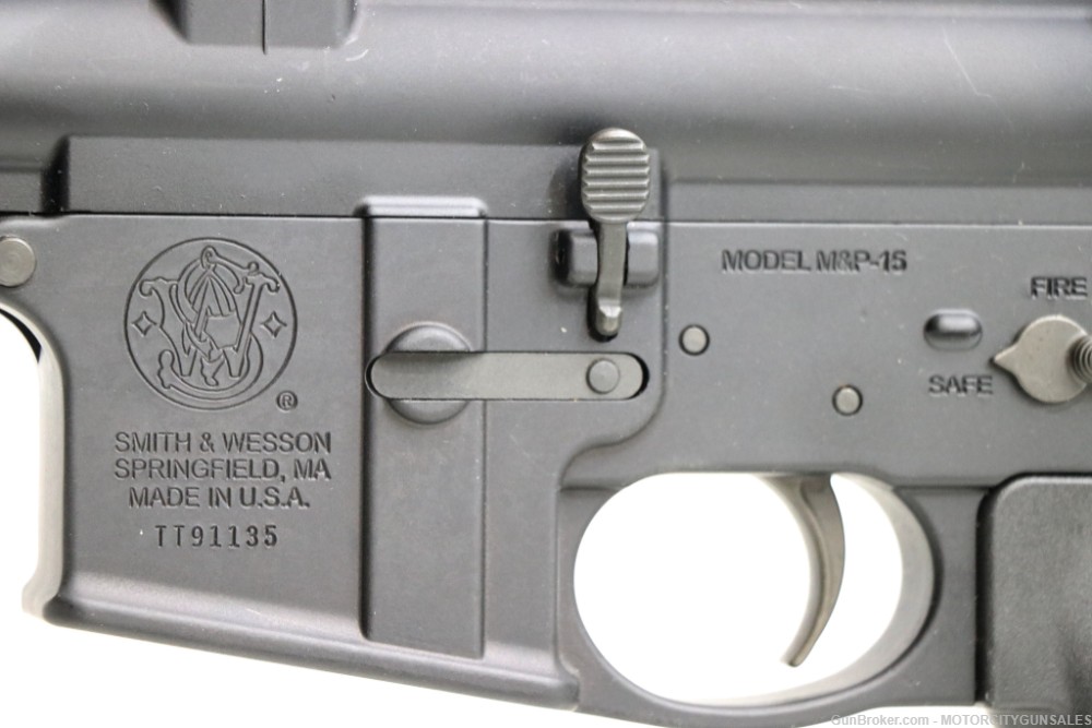 Smith & Wesson M&P15 5.56 Nato Semi-Automatic Rifle 16"-img-8