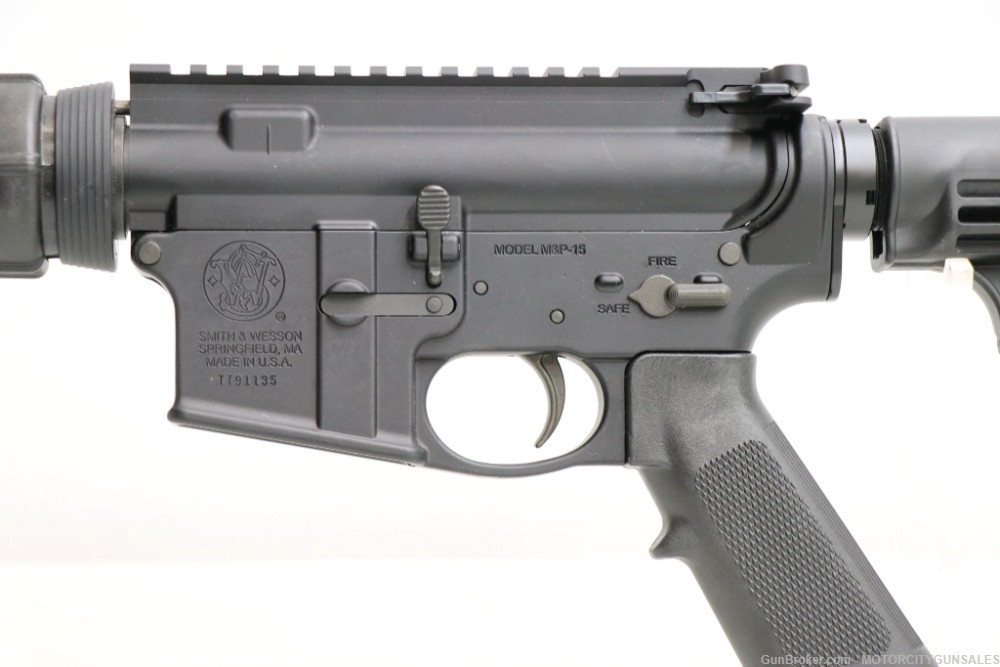 Smith & Wesson M&P15 5.56 Nato Semi-Automatic Rifle 16"-img-7