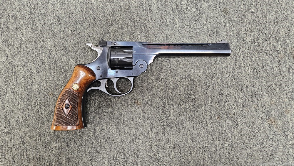H&R Model 999 "SPORTSMAN" 22LR 9-Shot Revolver-img-0