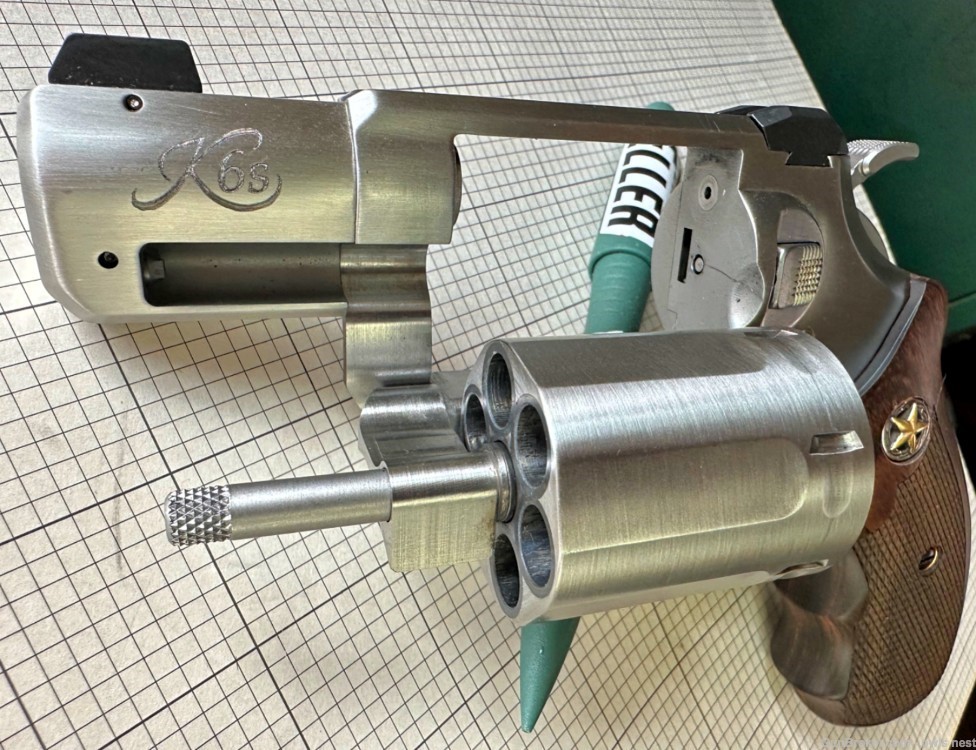 LNIB K6S (DASA) (2") .357 Revolver With Custom Grips & OEM Grips-img-4