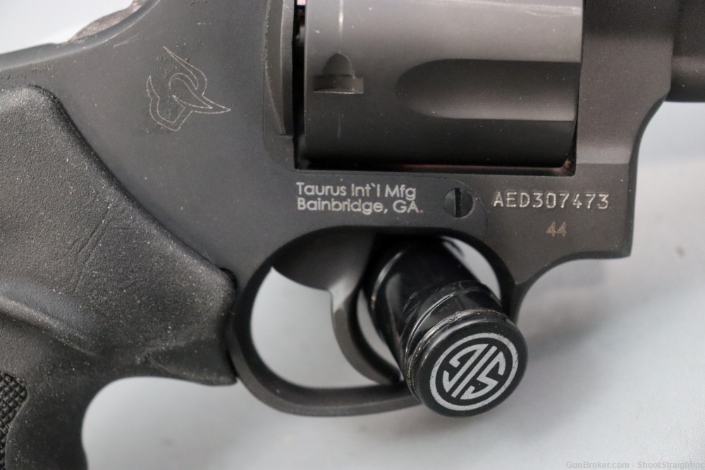 Taurus Tracker 4" .44 Magnum w/Box -img-14
