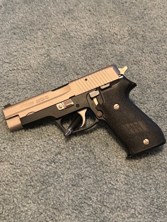 Sig Sauer P220 made in Germany -img-1