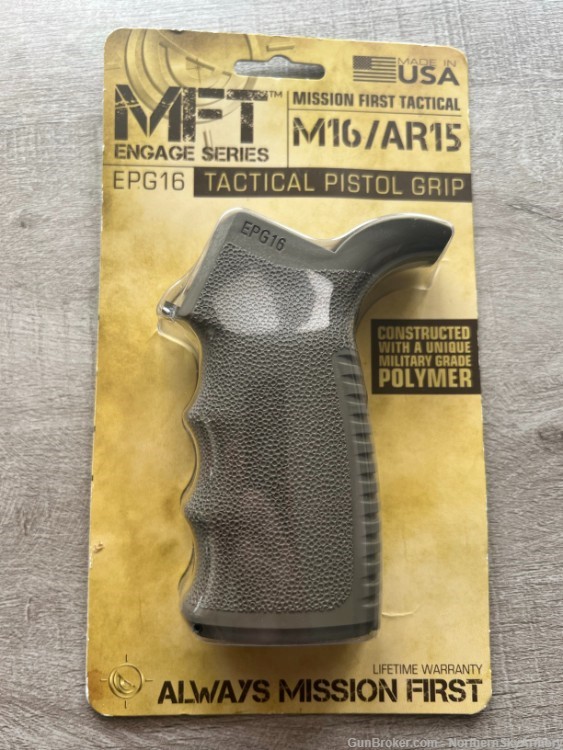 MFT Engage Tactical Pistol Grip FDE (Scorched Dark Earth) - M16/AR15 EPG16-img-0