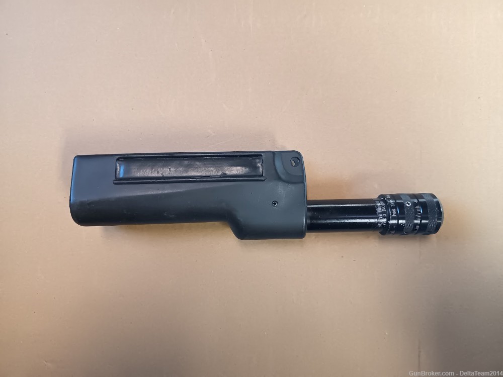 SureFire MP5 Classic Handguard - Model L70 Green Laser - SEE PHOTOS-img-0