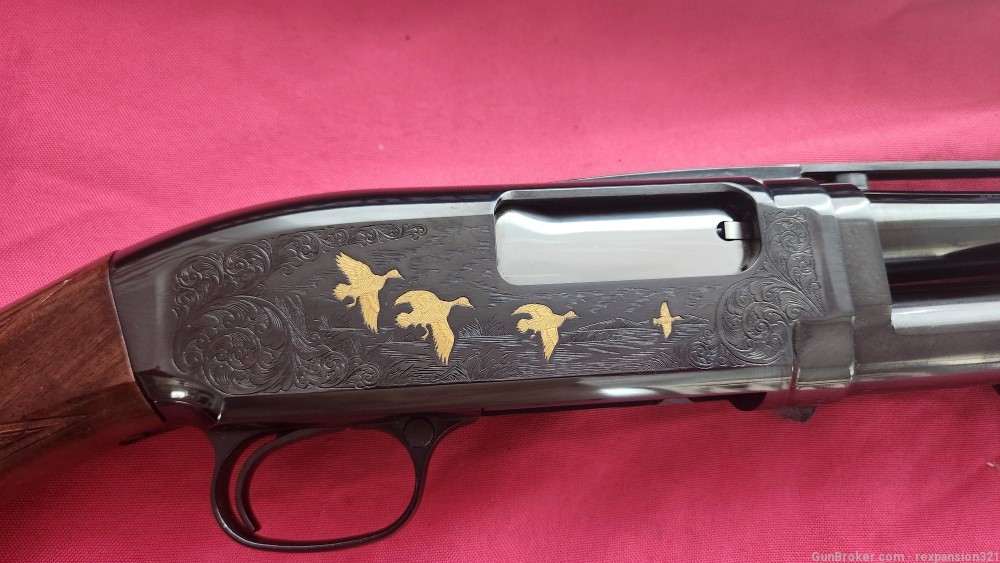 RARE MINT 1991 BROWNING MODEL 12 GRADE 5 ENGRAVED  GOLD INLAY 28G 25IN MOD-img-2
