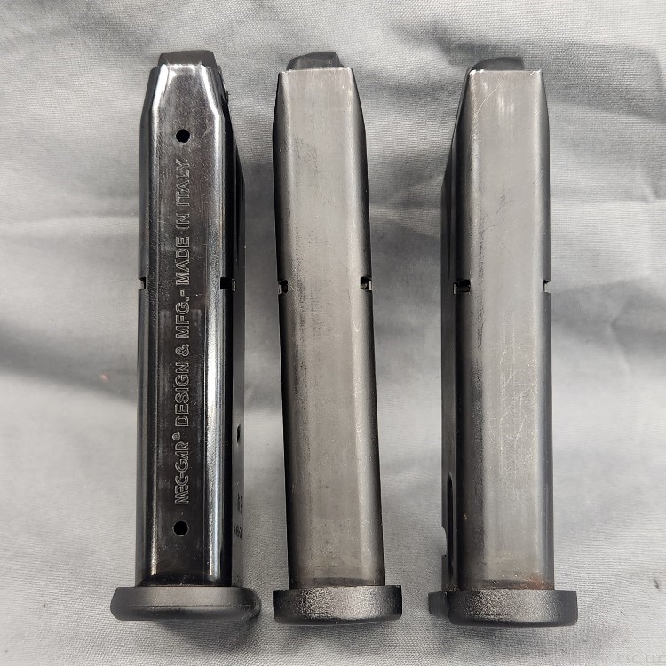 Three magazines for Beretta 92 or M9 pistols-img-3