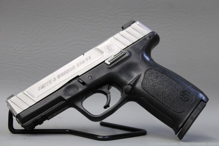 Smith & Wesson SD9VE 9mm Item P-438-img-0