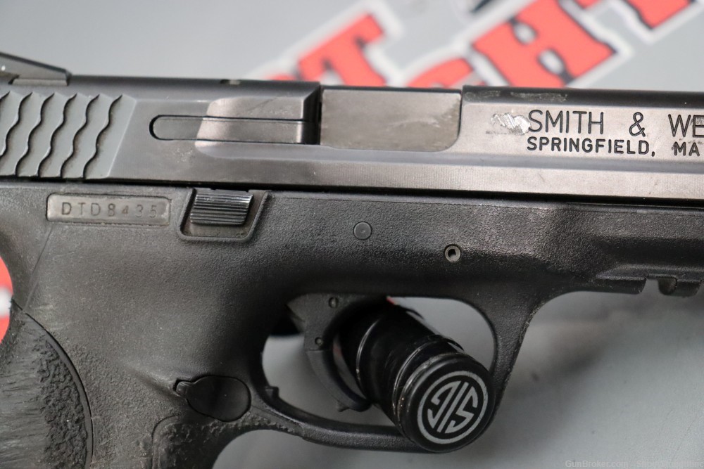 Smith & Wesson M&P40 4.25" .40S&W -img-9